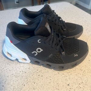 On Running On Cloudflyer 4 Running Size 7 black and white